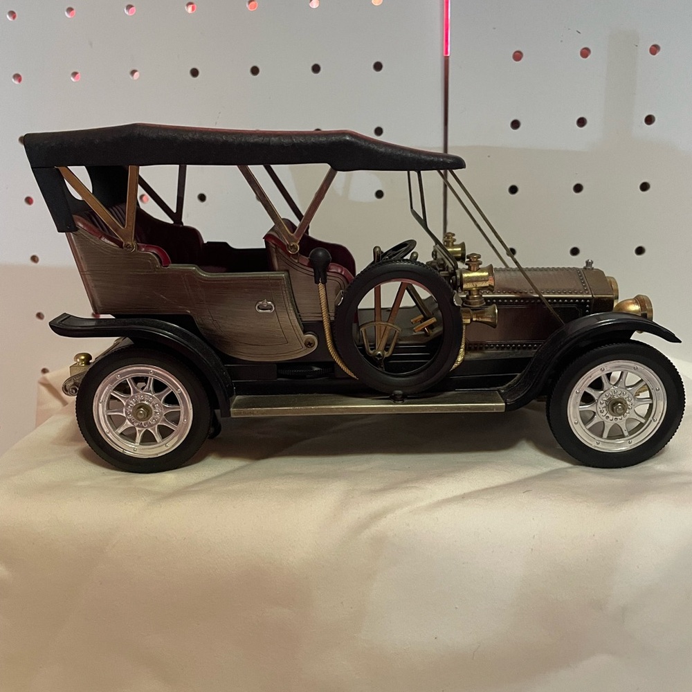 Waco Model Car 1910 Rolls Royce Am Transistor Radio